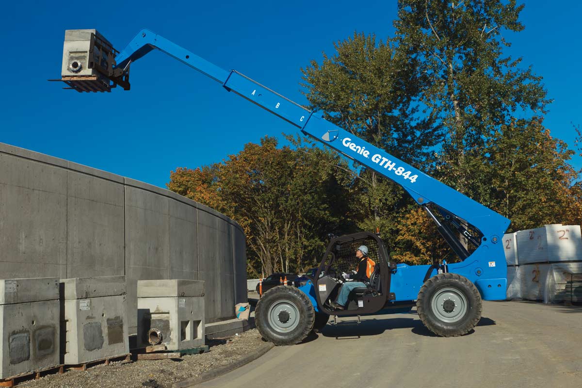 GENIE GTH-844 telehandler